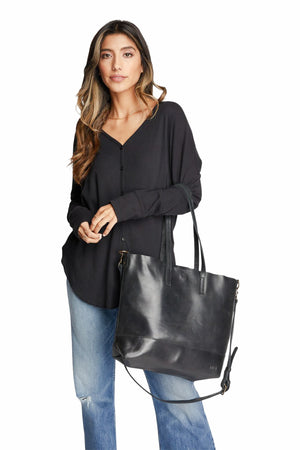 Able abera hotsell crossbody tote