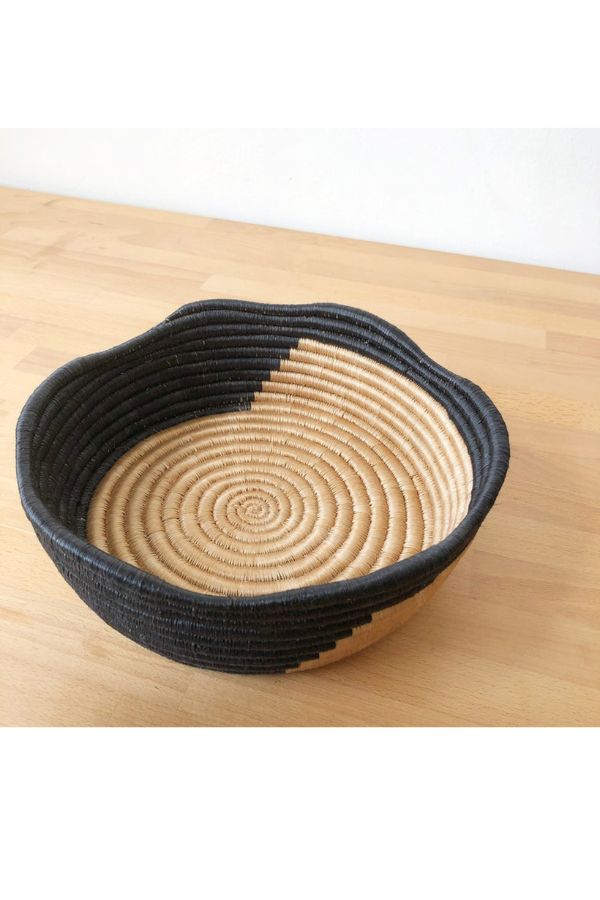 Amsha Kisoro Wavy Bowl