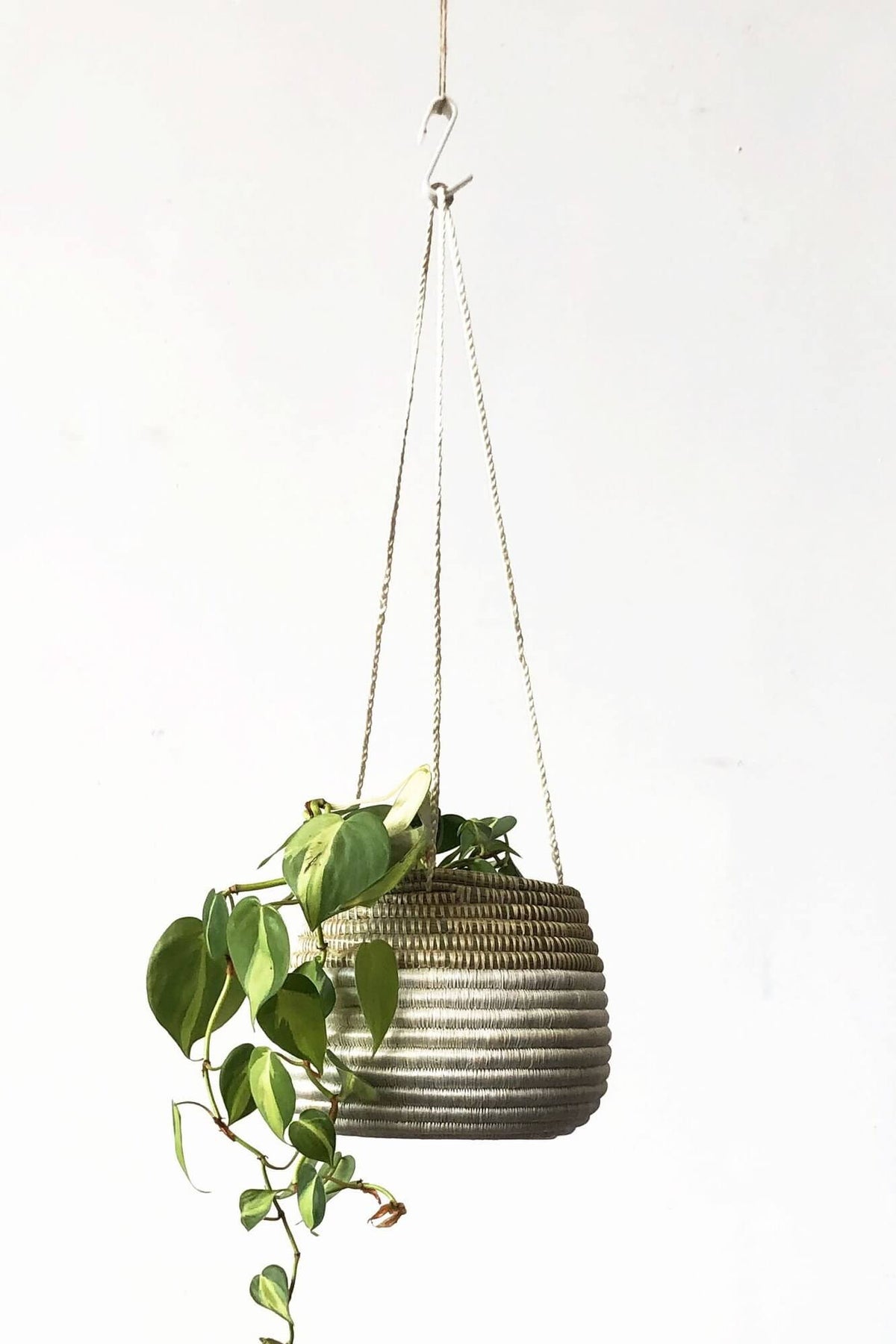 Amsha Hanging Woven Planter