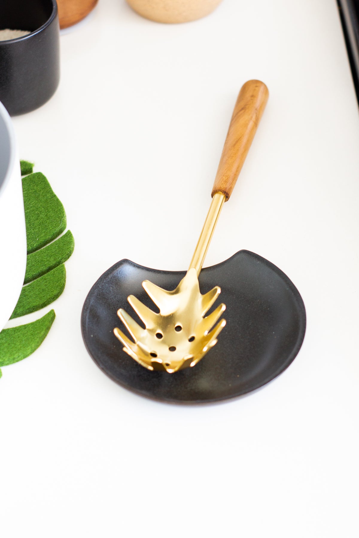 Be Home Gold + Wood Pasta Server