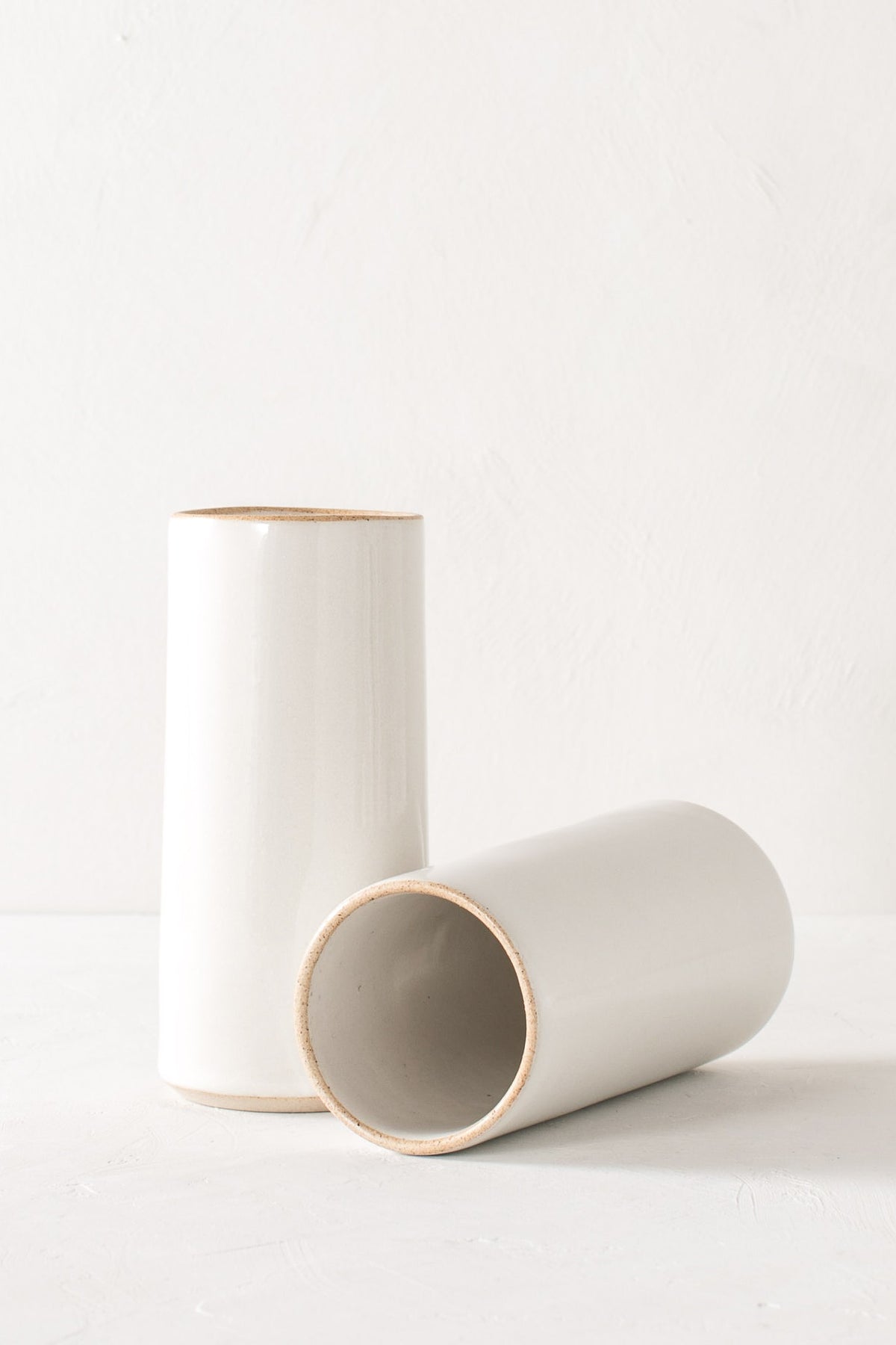 Convivial Large Minimal Vase