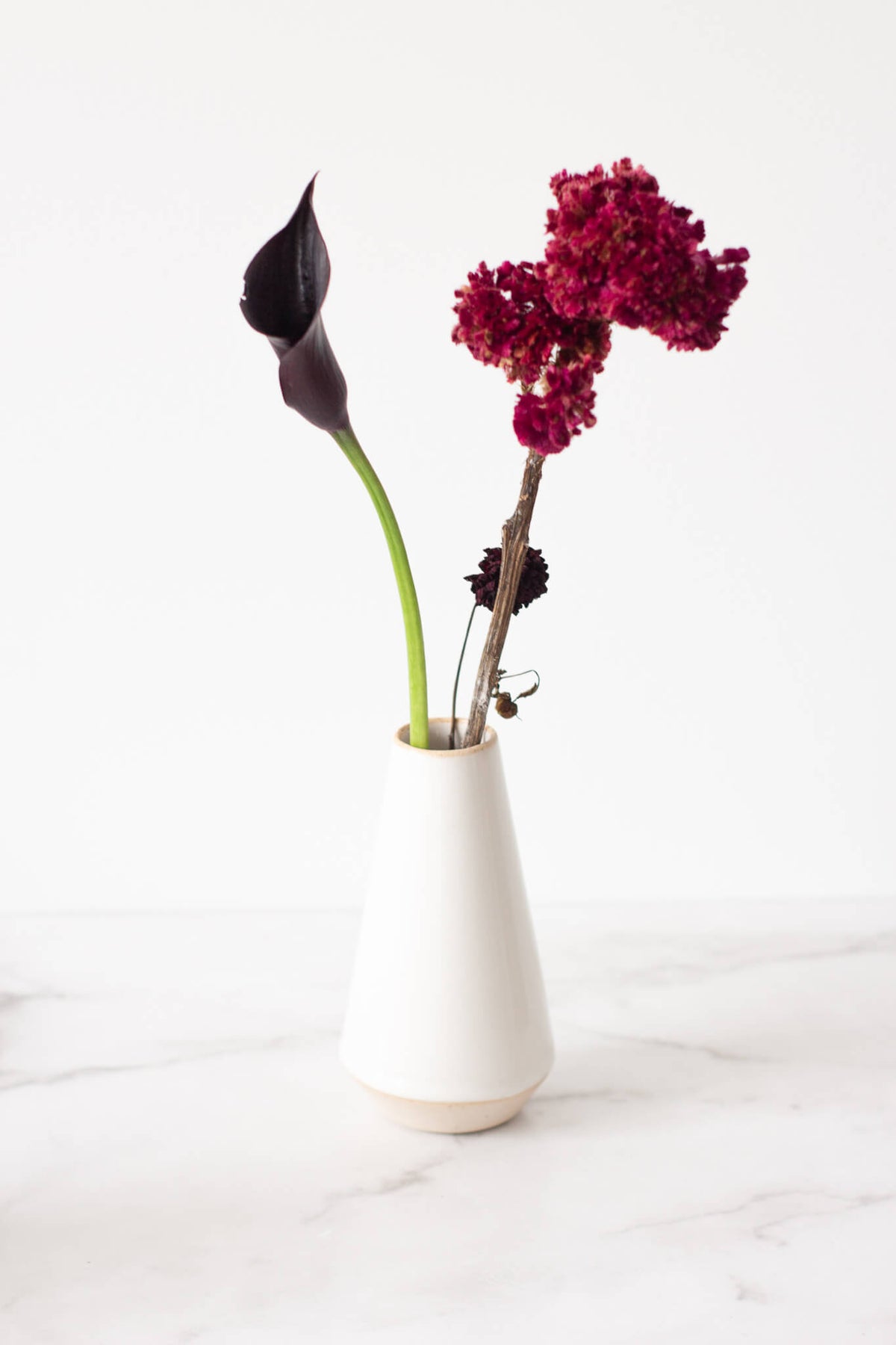 Convivial Minimal Bud Vase