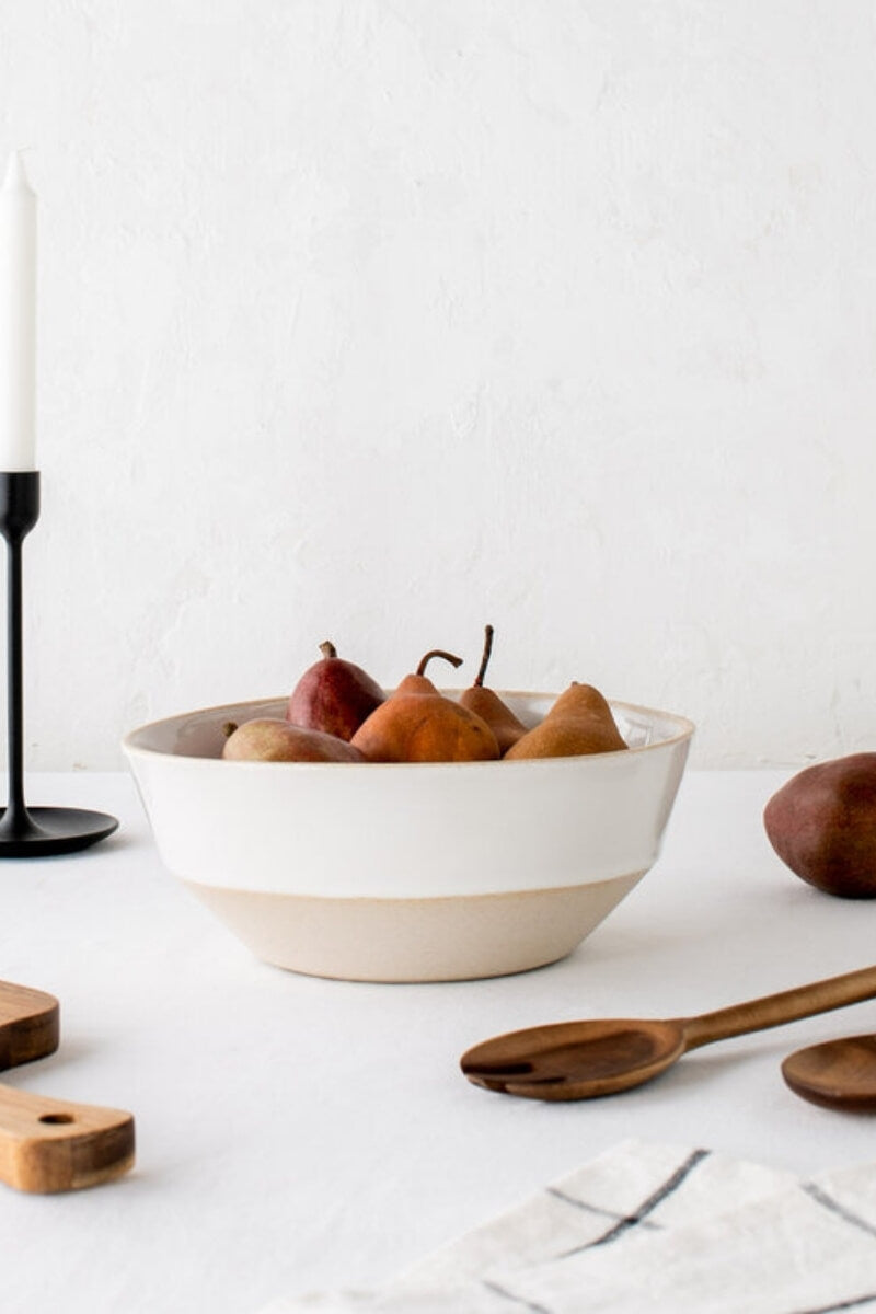 Convivial Minimal Serving Bowl