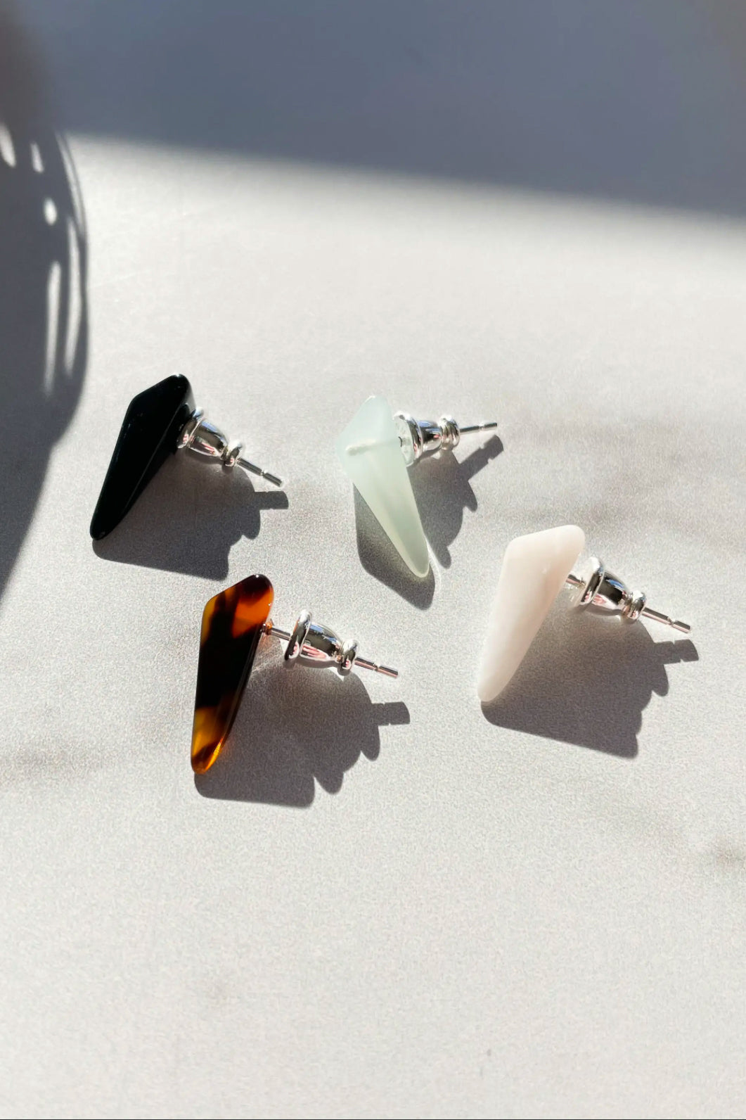 Fenna&amp;Fei Pyramid Stud Earring