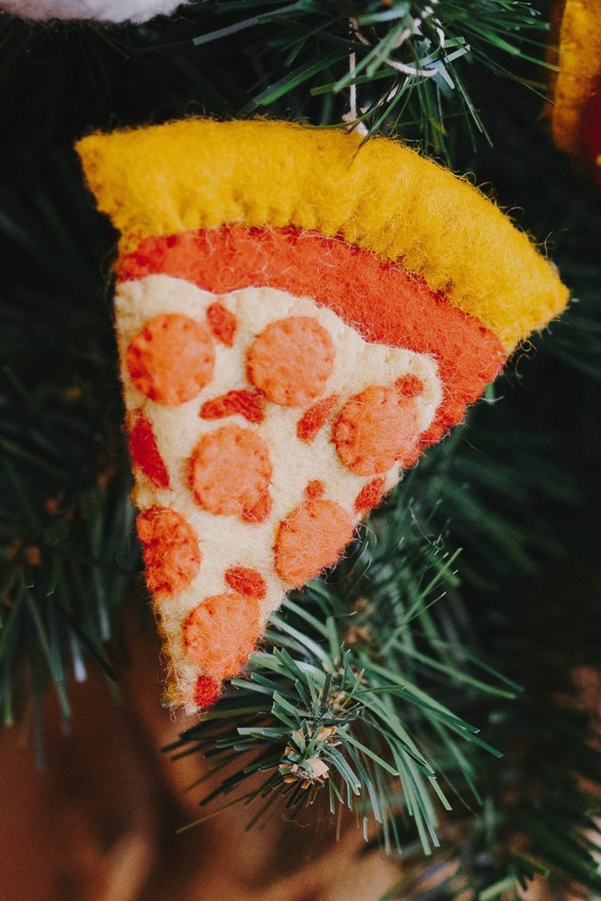 Global Goods Partners Felt Pizza Ornament