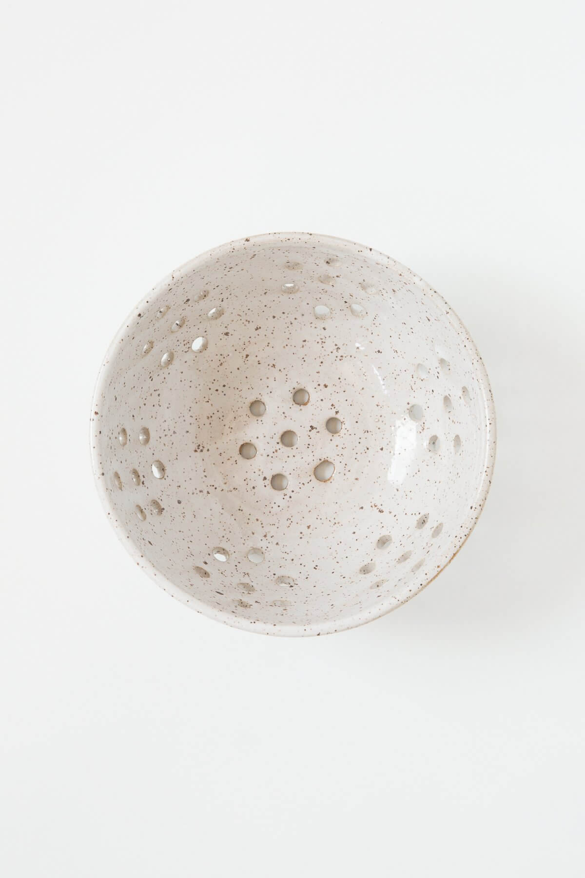 Rachael Pots Clay Berry Bowl in White