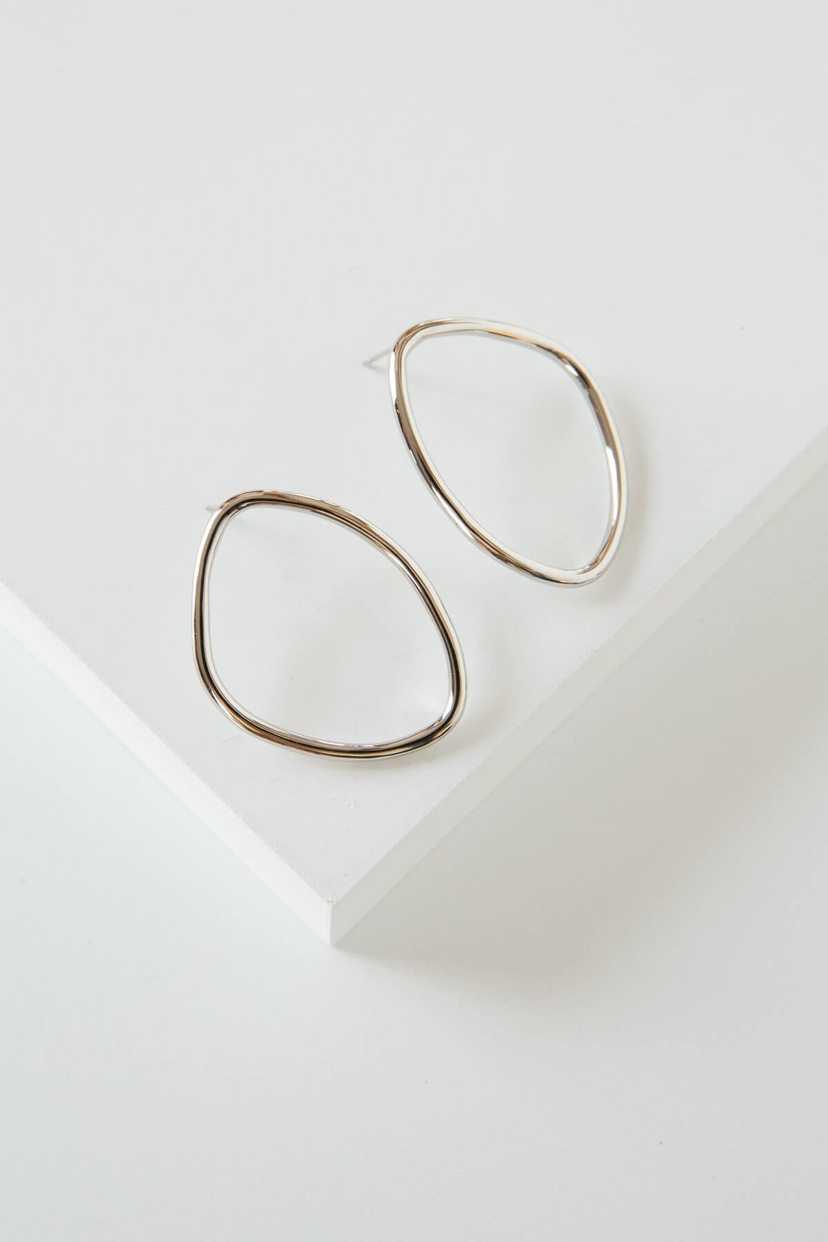 Soko Petite Sabi Outline Studs