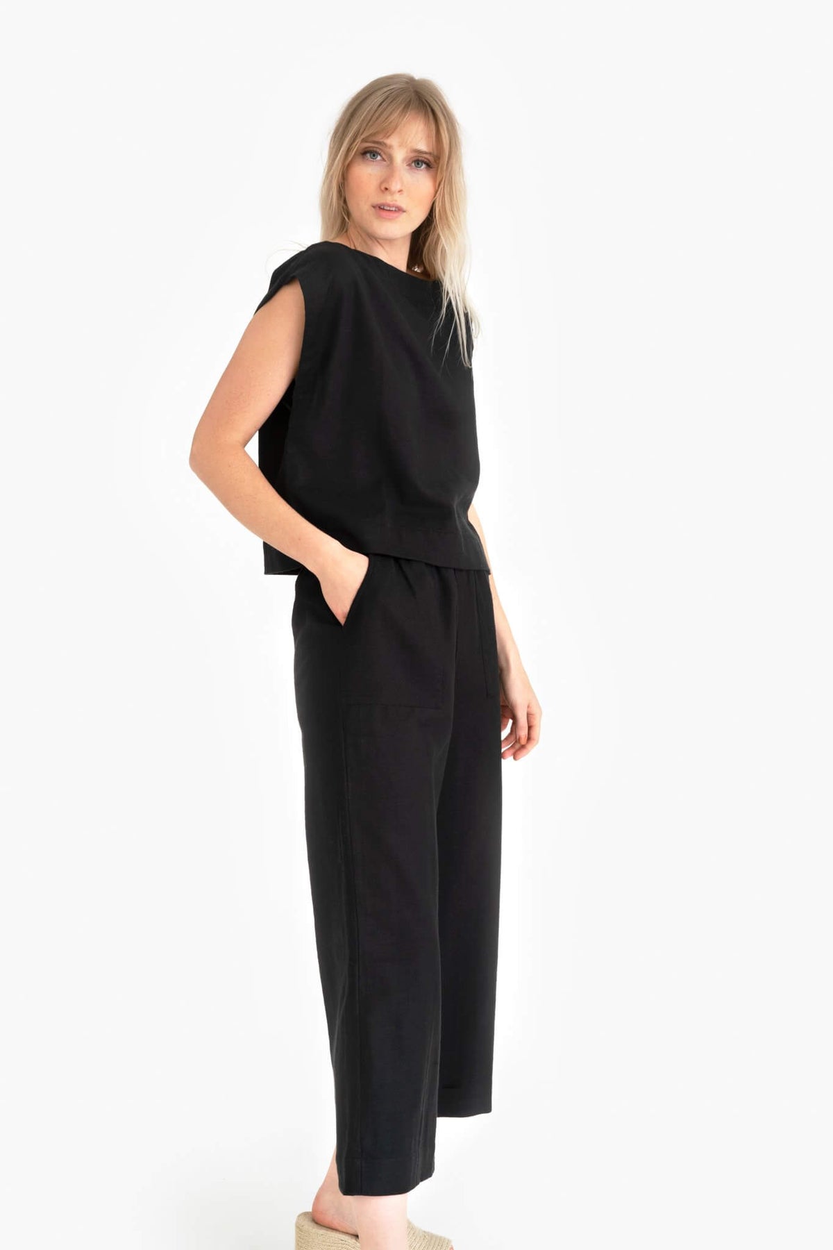 LAUDE The Label Everyday Top in Black